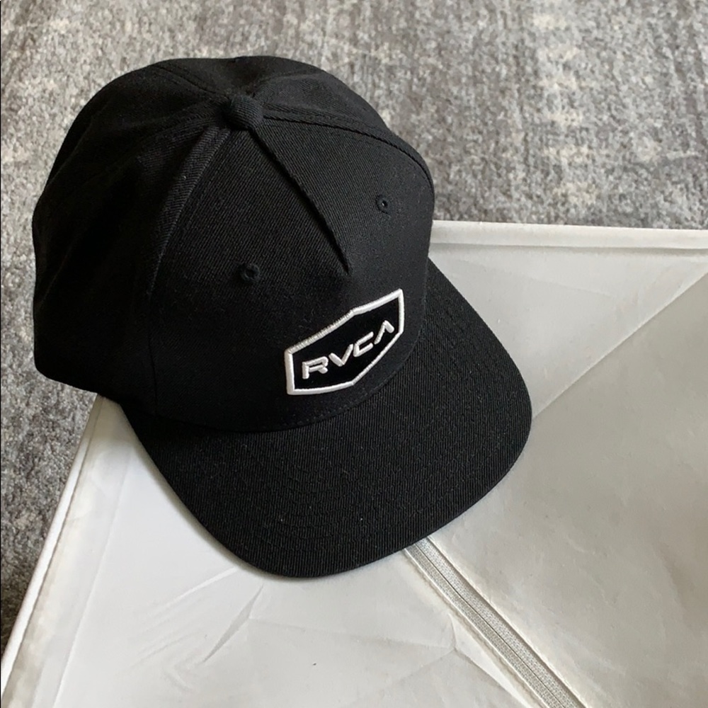 RVCA SnapBack